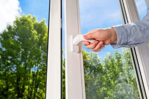عکس همه چیز درباره در و پنجره های UPVC 12749