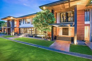 عکس شماره 18135 لذت-آرامش-در-خانه-هوشمند