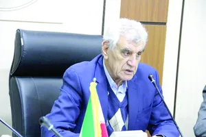 عکس هیچ بنگاهی حق معامله ملک خارجی را ندارد  18434
