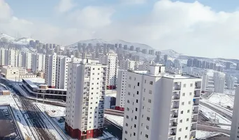 عکس خانه هایی روی قله قاف! 18746
