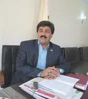عکس مهندسان و کاردانان هر دو ، ناراضی اند 18805