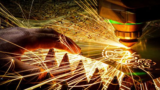 عکس شماره 34561 برش-انواع-فلزات-لیزری-در-شیراز-شرکت-کولاک-فن