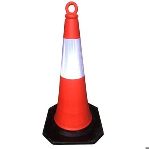 عکس شماره 41308 خرید-مخروط-ترافیکی-موانع-ترافیکی-بازار-ترافیکی