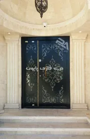 عکس نمونه اجرا شده درب فلزی مدل 024 پایون در امدازه یک و نیم لنگه 19032