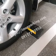 عکس تقسیم کننده پارکینگ جداکننده پارکینگ 09127793956 28557