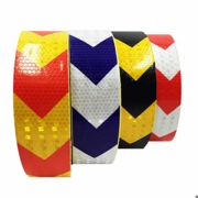 عکس شماره 39699 برچسب-پارکینگ-خودرو-خط-کشی-پارکینگ-شبرنگ-پارکینگ