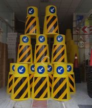 عکس شماره 41514 فروش-انواع-تجهیزات-و-موانع-ترافیکی-جاده-ای-شهری-و-پارکینگی
