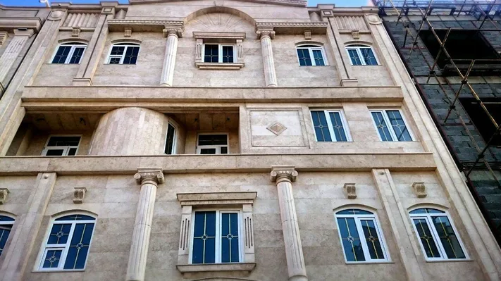 عکس بازسازی تهران اهنی به upvc 15222