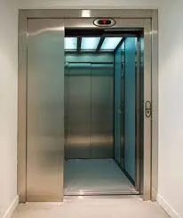 عکس انجام تزئینات آسانسور 16447