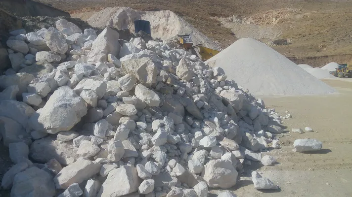 عکس سنگ کلوخه و دانه بندی 23937