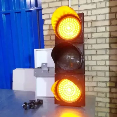عکس فروش انواع تجهیزات و موانع ترافیکی جاده ای، شهری و پارکینگی  41516