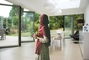 عکس مجری نمای شیشه ای و درب و پنجره آلومینیوم و upvc 45451